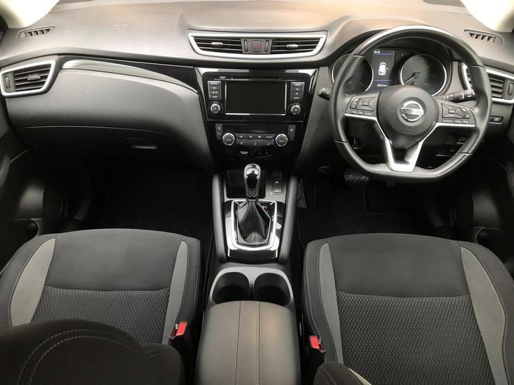 Nissan QASHQAI Photo spincar-d213516aa7058392df5a2f4942076028c62435a4.jpg