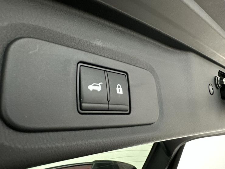 Nissan QASHQAI Photo spincar-d2391479986446c1d9ee99463b40d20877810e19.jpg