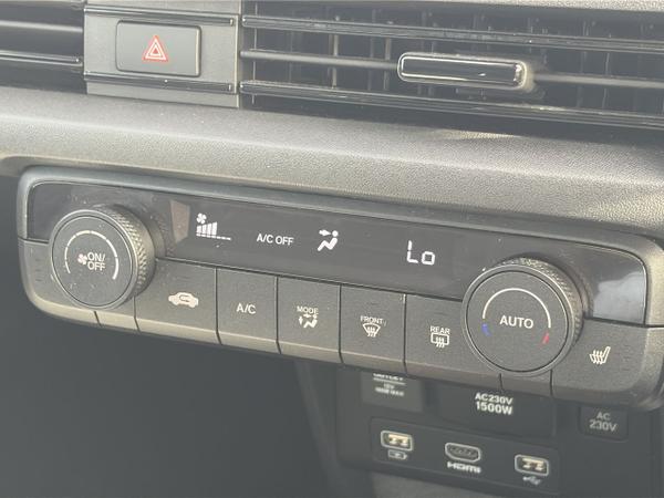 Honda Honda E Photo 30
