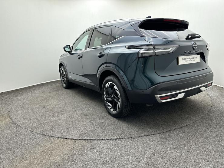 Nissan QASHQAI Photo spincar-d2e6114e5a4cb41b1685e8f926366ee429e201c3.jpg