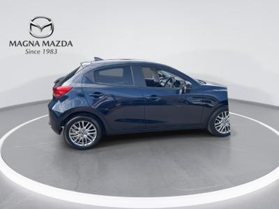 Mazda Mazda2 Photo 2