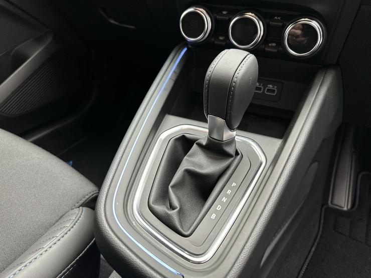 Renault CLIO Photo spincar-d32bb3061c07c20fe2af987a464d8c596e3ef269.jpg