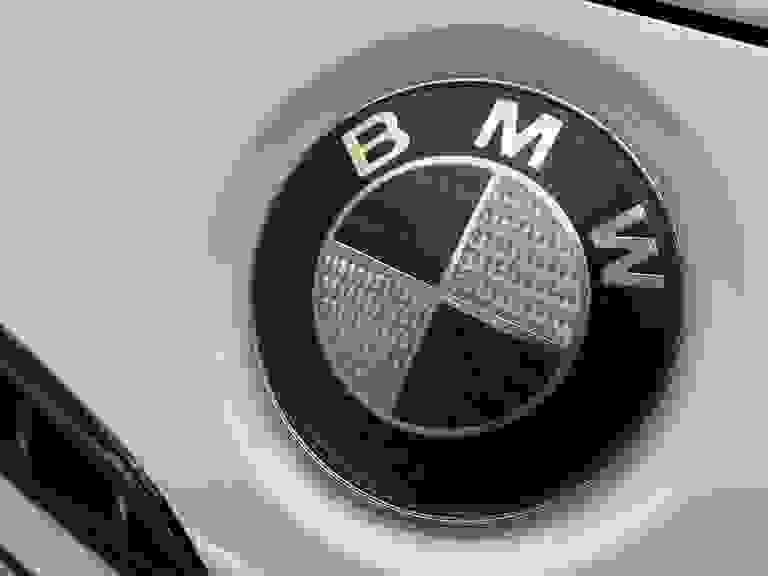BMW 3 SERIES Photo spincar-d3c15ceb7025d72857f6191c3e34d01f7033c1f1.jpg