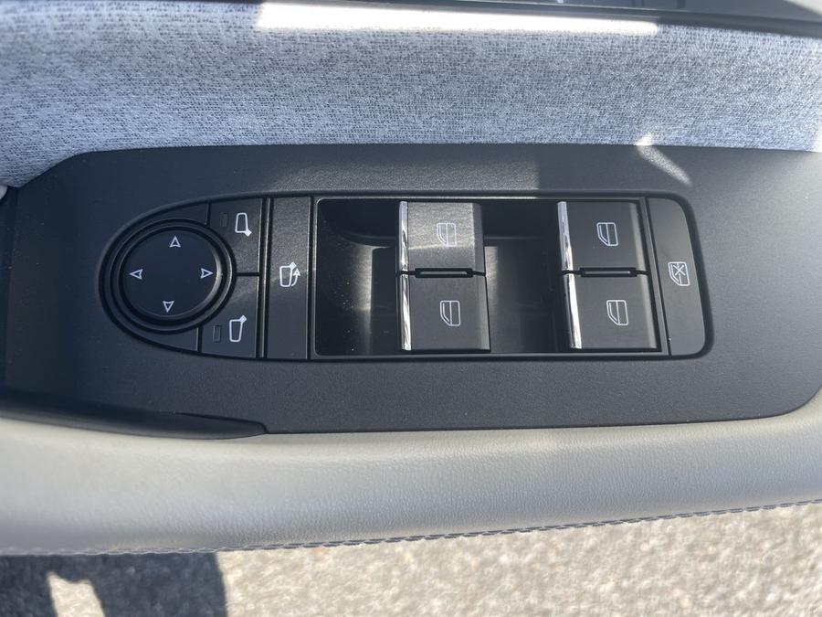 Mazda CX-60 Photo spincar-d45d72eddb3825e4794707ba1035083f41249272.jpg
