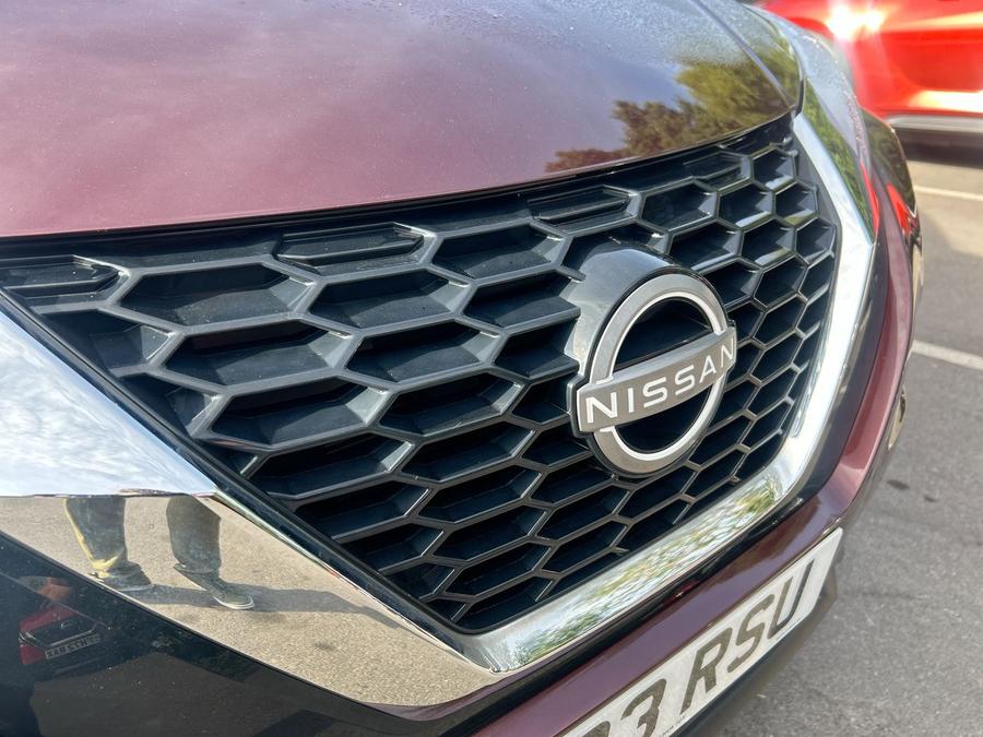 Nissan Juke Photo spincar-d50c1b4435377acb0c2b64e42100be36fbe7f643.jpg