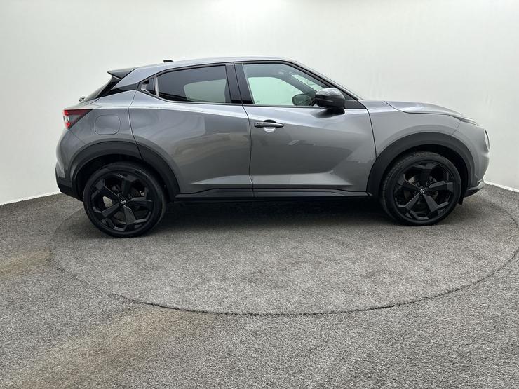 Nissan JUKE Photo spincar-d51d0346a4ec942c4ed125f12bc45a520fd064b2.jpg