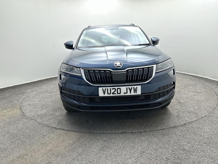 Skoda KAROQ Photo spincar-d576ae86fd29ef9cc35c897f6546e9f234aa6283.jpg