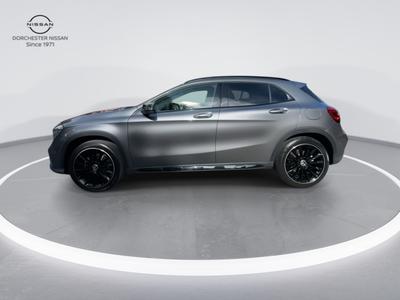 Mercedes-Benz GLA Photo 5