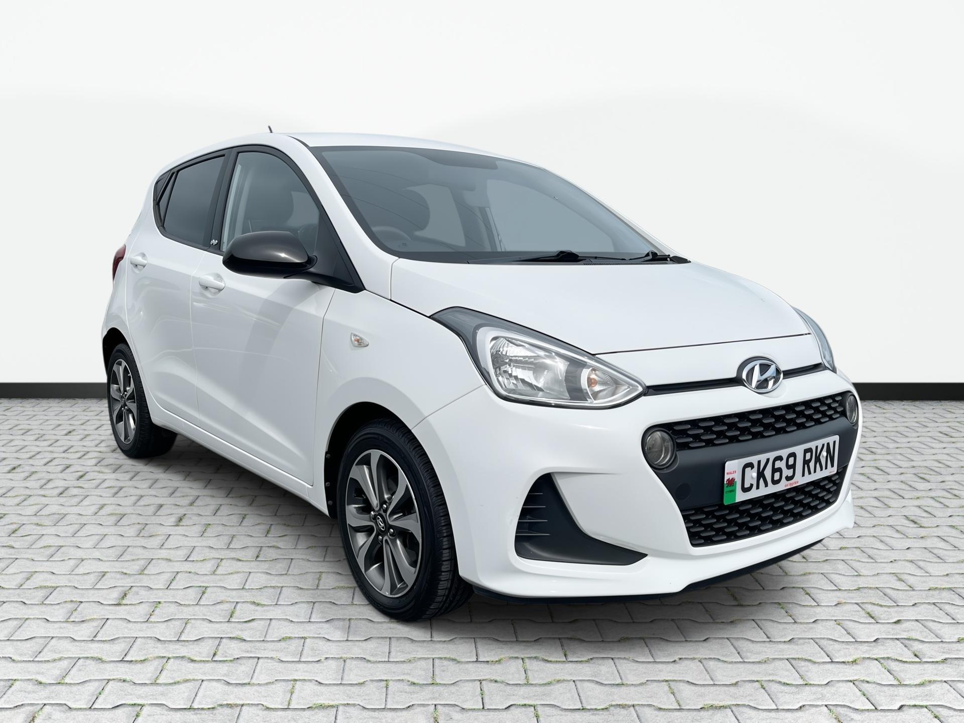 HYUNDAI I10 1.0 PLAY HATCHBACK 5DR PETROL MANUAL EURO 6 67 PS MILEAGE 22,000...
