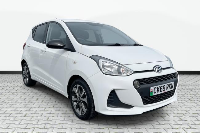None HYUNDAI I10 1.0 PLAY HATCHBACK 5DR PETROL MANUAL EURO 6 67 PS MILEAGE 22,000... photo
