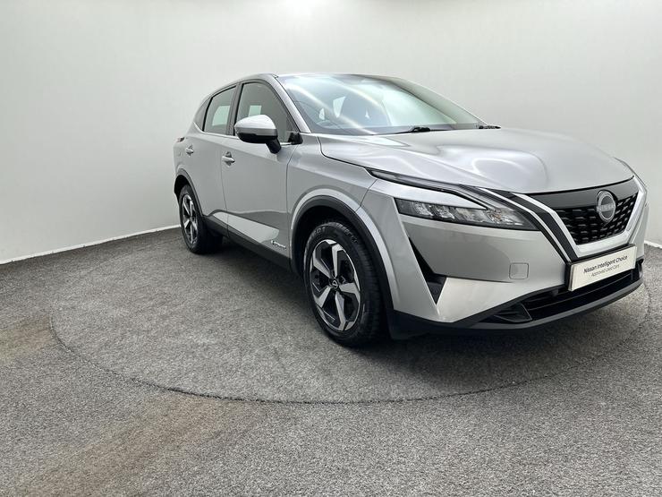 Nissan QASHQAI Photo spincar-d641bb9481873ca6d70546048e844cab769d5b1e.jpg