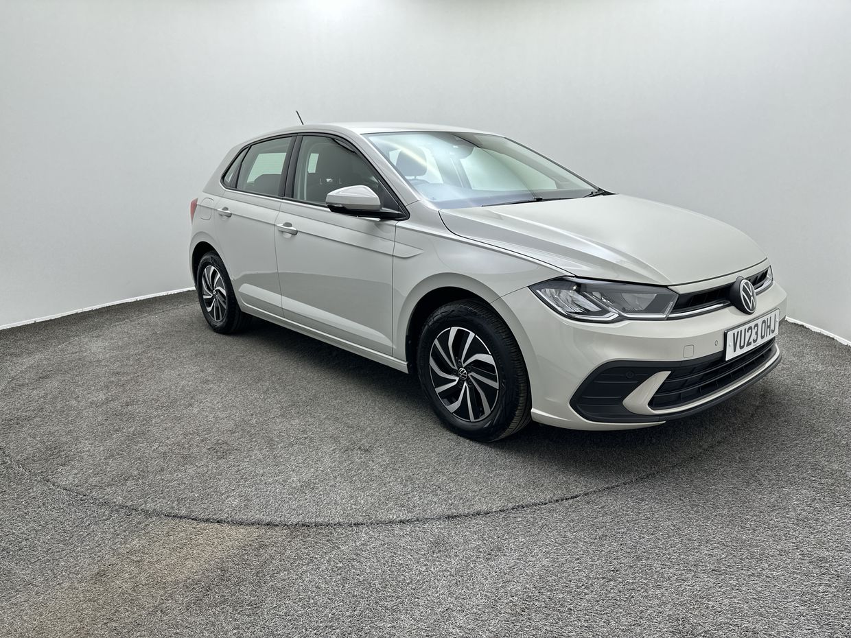 Volkswagen POLO Photo 0