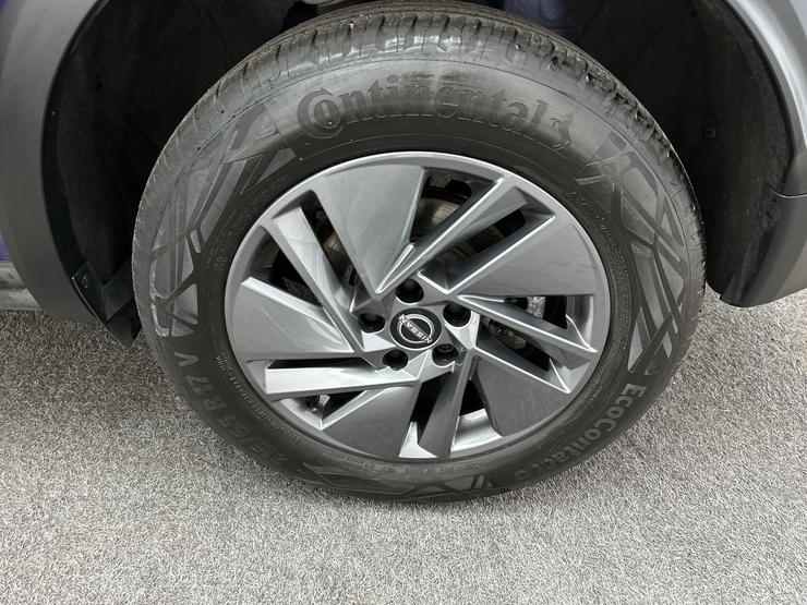 Nissan QASHQAI Photo spincar-d6d34f3d3c5d042b80e65c0b96cc5c3f73d6c70f.jpg
