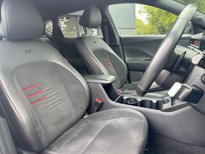 Hyundai KONA Photo 21