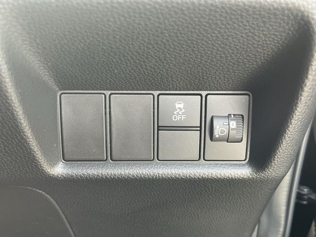 Honda Jazz Photo spincar-d7cf11058d3ec1dd671793a2a6ba2988feb9b404.jpg
