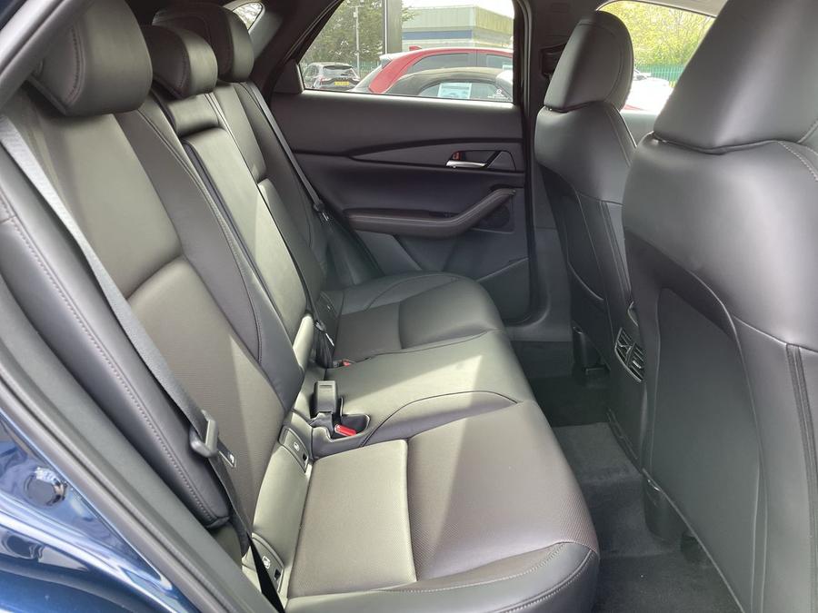 Mazda CX-30 Photo spincar-d9d0519f3e32eee7e53bbf6088546e2403c2238c.jpg