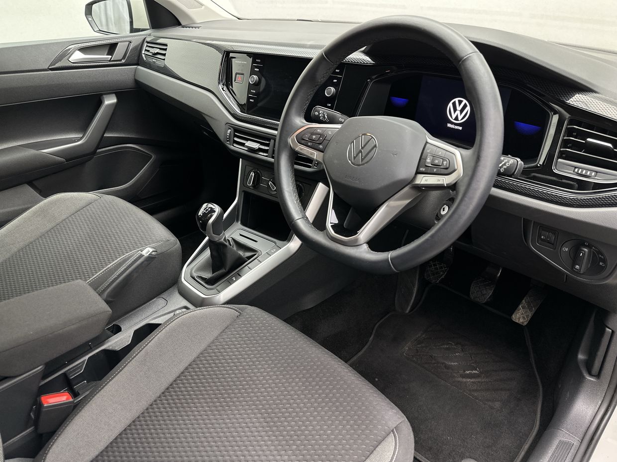 Volkswagen POLO Photo 15