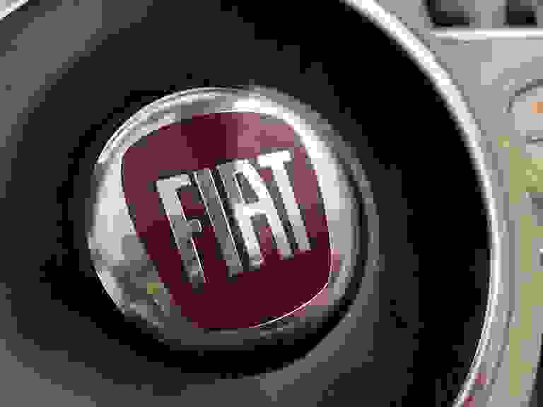 FIAT 500 Photo spincar-daa9ab47888ff156c4095fefaed2d768dd34834f.jpg