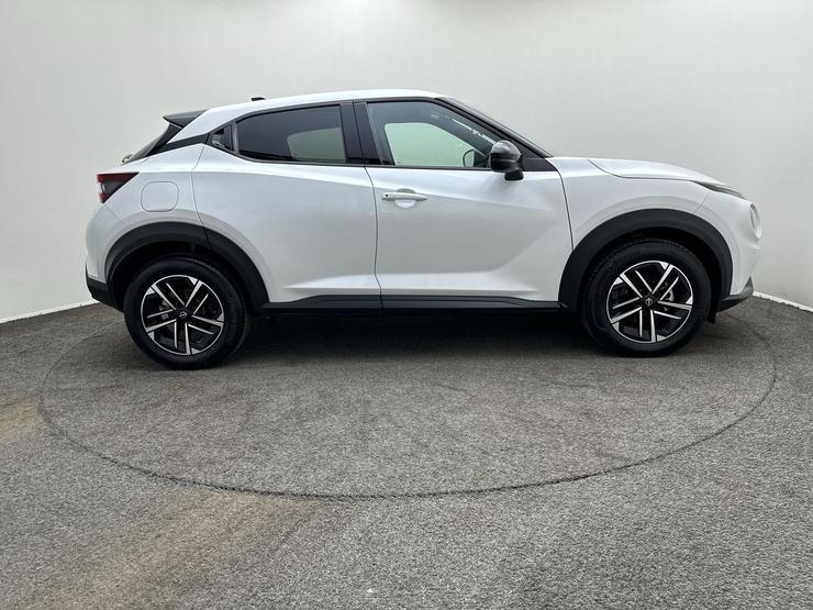 Nissan JUKE Photo spincar-db5b4993d89743b52465b8b9c14fb70653abb2e4.jpg