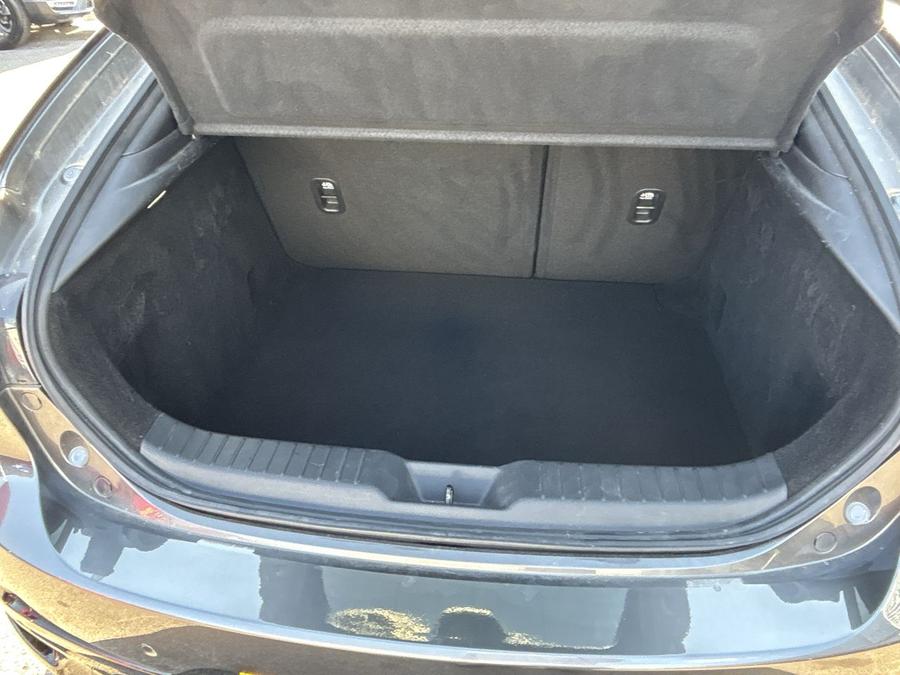 Mazda Mazda3 Photo spincar-db930b832bfe266000f5af2d7e0ad12f3522361d.jpg