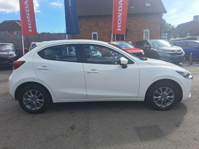Mazda Mazda2 Photo 12
