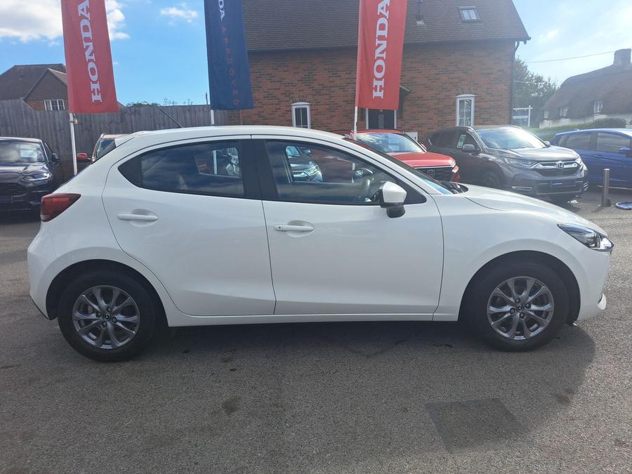Mazda Mazda2 Photo spincar-dbc89b311ba0ce57e90abacf744d00ad13737cf0.jpg
