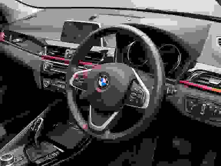 BMW X1 Photo spincar-dbcf422f2ce9849f70932e542222b6d9b7a4ff22.jpg