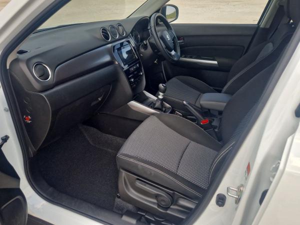 Suzuki Vitara Photo 12