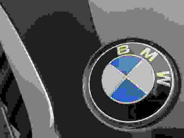 BMW 3 SERIES Photo spincar-dc5650be76fcda38f9f17fc617a31c5e2af6d51d.jpg