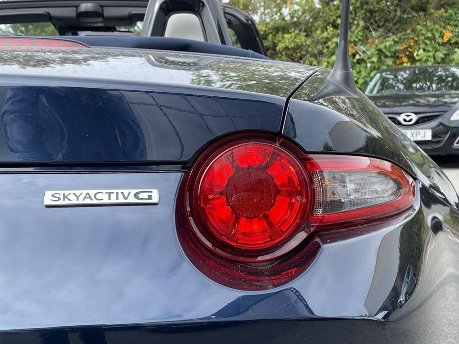 Mazda MX-5 Photo spincar-dc96bf9dfd1a152861182d29d392cd38759d46cd.jpg