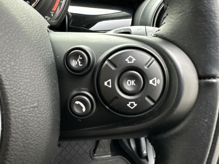 MINI Cooper Photo spincar-dca86ef67015635dd1bc57e8345f8d610c36866e.jpg