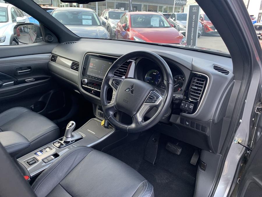 Mitsubishi Outlander Photo spincar-de61b0eb7c58da9793b2a828bfe01cee8cdb5cac.jpg