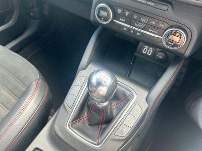 Ford Kuga Photo 38