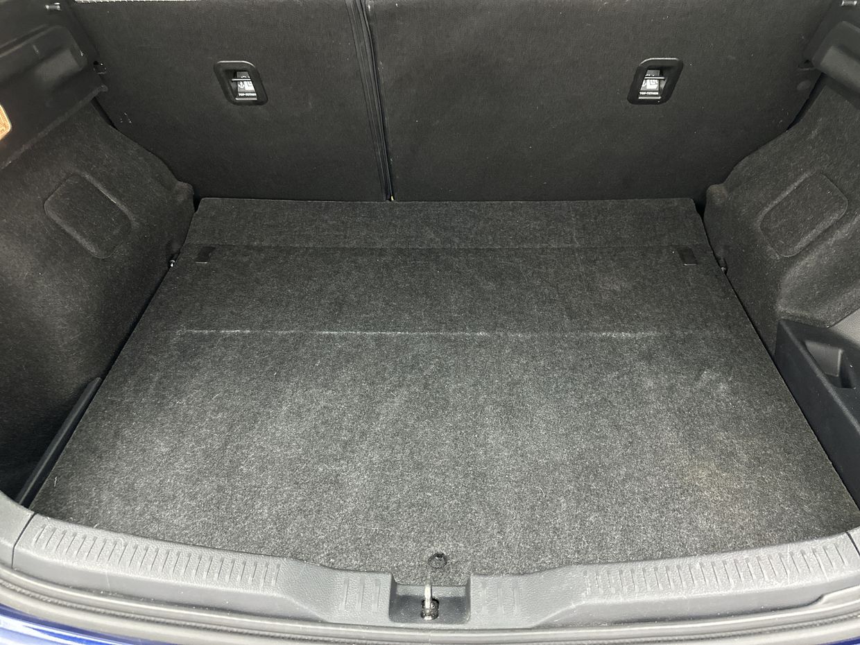 Toyota Auris Photo 19