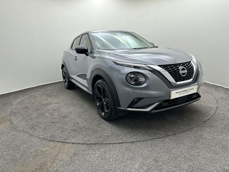 Nissan JUKE Photo spincar-e00b55295f69c329e26f03837b376bb4e4dd641a.jpg