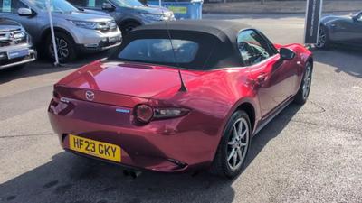 Mazda MX-5 Photo 8