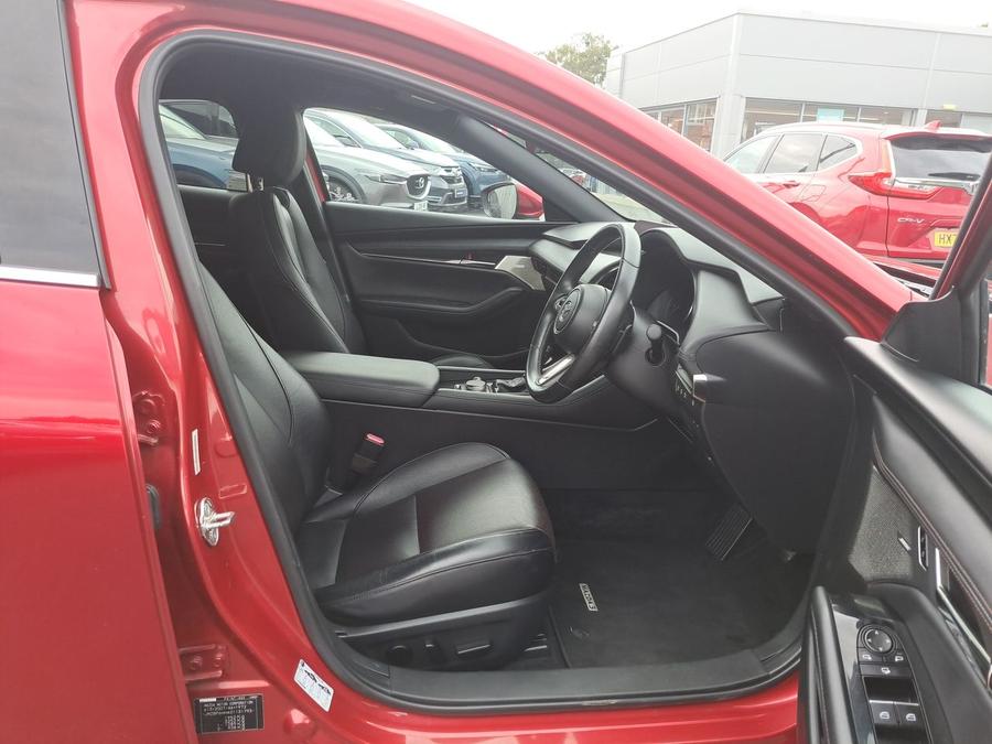 Mazda Mazda3 Photo spincar-e0edbb915a809a43131f44507af4a01cb098f973.jpg