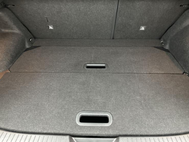 Nissan Qashqai Photo spincar-e18a094edae65c663a7e4e0de0df61bae50abb37.jpg