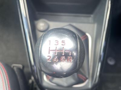 Ford EcoSport Photo 38