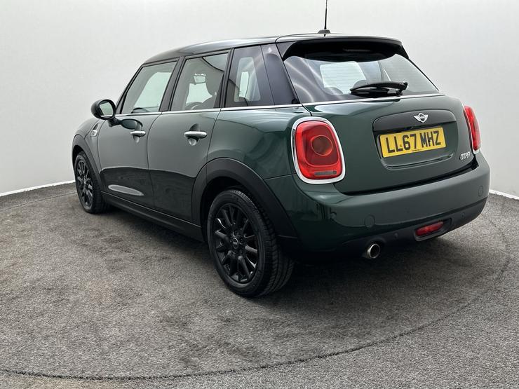 MINI Cooper Photo spincar-e24564acc483e5e4a032854154115ae1e5303416.jpg