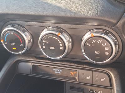Mazda MX-5 Photo 31