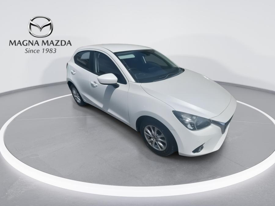 Mazda Mazda2 Photo spincar-e2beb68fc649bee8f32aba859e092b7bd8593468.jpg