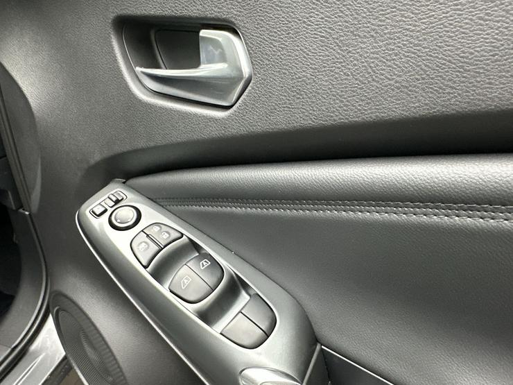 Nissan JUKE Photo spincar-e2f847401ad8499bb744c6b83298679d88ec2d9b.jpg