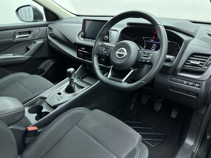 Nissan QASHQAI Photo spincar-e30a0f638f315bc32230eab11c48aa8debe5a417.jpg