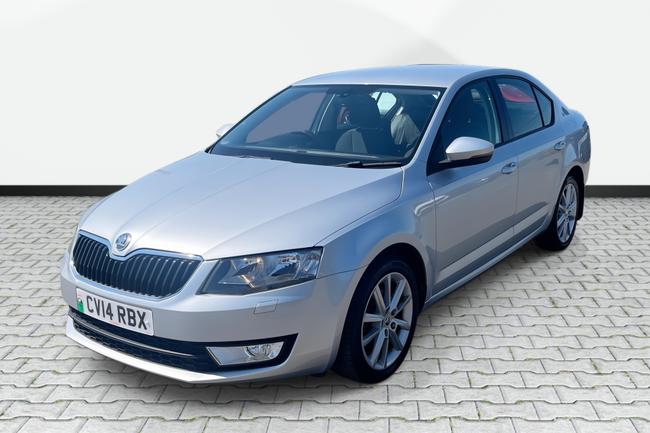 None SKODA OCTAVIA 2.0 TDI ELEGANCE HATCHBACK 5DR DIESEL MANUAL EURO 5 S S 150... photo