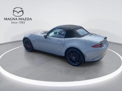 Mazda MX-5 Photo 8
