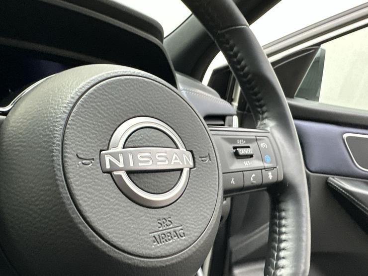 Nissan Qashqai Photo spincar-e33a13361e5f7deaa206143b711acb6af0ea5ddd.jpg