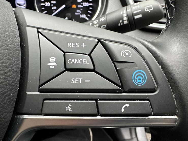 Nissan Qashqai Photo spincar-e3ea3d56790ee5fa31f5e13464616d0ffad86d42.jpg