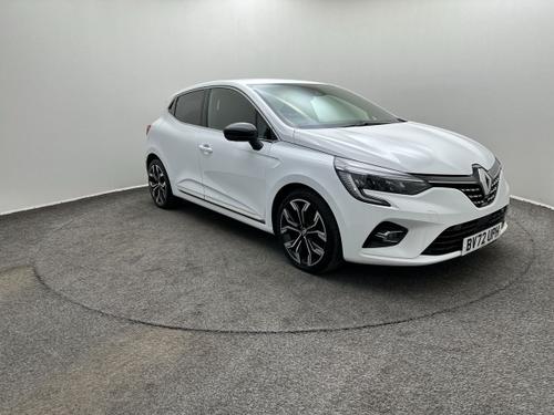 Used 2022 Renault Clio Techno Tce Glacier White at Aylesbury Motor Group