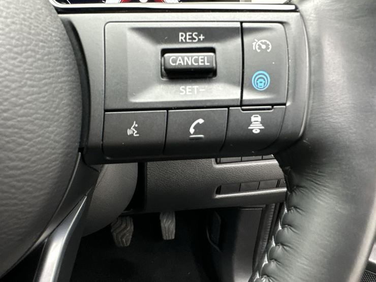 Nissan QASHQAI Photo spincar-e4bc31db9ac2f5239b49d37a41a8bc64d10e8663.jpg